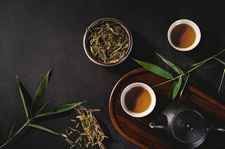 一家人照片的幸福句子(晒照片一家人幸福的简短句子)