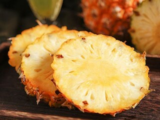 《终南山》原文、翻译、赏析(终南山王维翻译赏析)