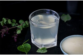 河湟旧卒原文翻译及赏析(河湟旧卒表达了诗人怎么的情感)